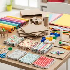 Papers, sticky notes, color pens, and more are available in the stationery kits.